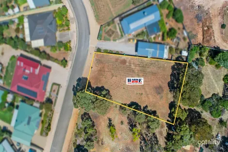 16 Viewbank Cres, Maitland, SA 5573