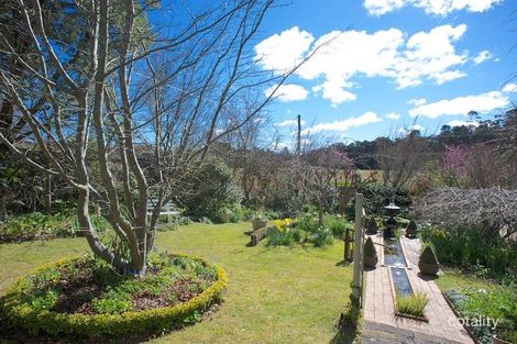 Property photo of 38 Sinclair Crescent Wentworth Falls NSW 2782
