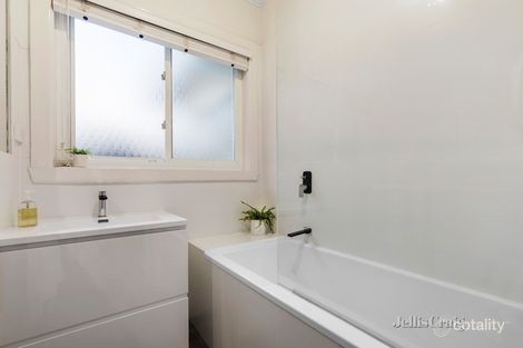 Property photo of 4 Milford Street Bentleigh East VIC 3165