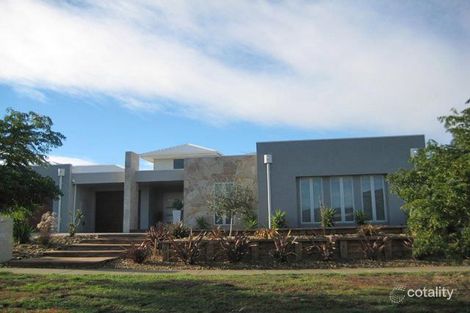 8 Hammerwood Ave, Derrimut, VIC 3026