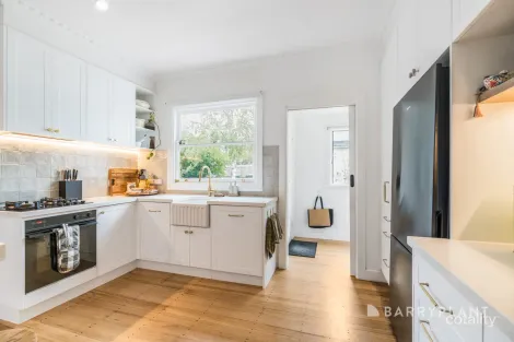 Property photo of 1 Dean Street Belmont VIC 3216