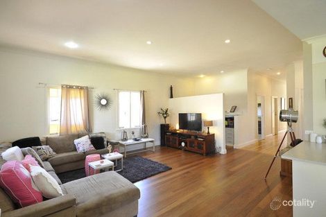 Property photo of 8 Stephen Street South Toowoomba QLD 4350