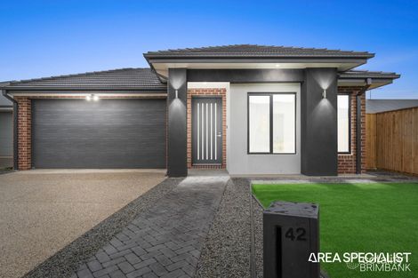 42 Adenmore Cct, Deanside, VIC 3336