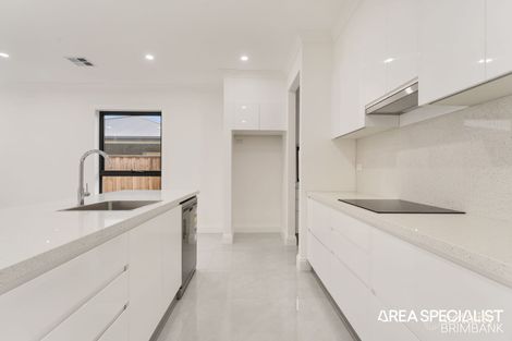 Property photo of 42 Adenmore Circuit Deanside VIC 3336
