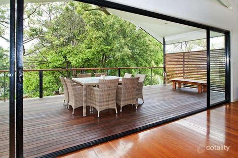 18 Dunrod St, Holland Park West, QLD 4121