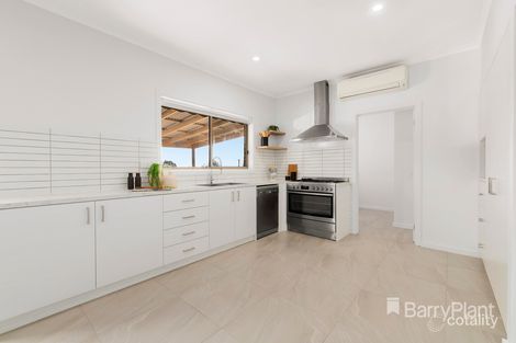 Property photo of 18 Grimwade Court Epping VIC 3076