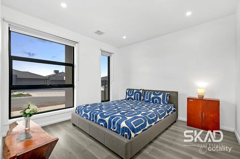 Property photo of 29 Schefflera Street Craigieburn VIC 3064