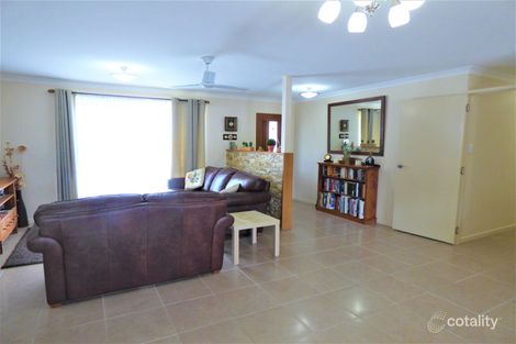 2 Batavia Ct, Cooloola Cove, QLD 4580