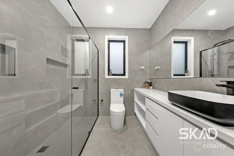 Property photo of 29 Schefflera Street Craigieburn VIC 3064