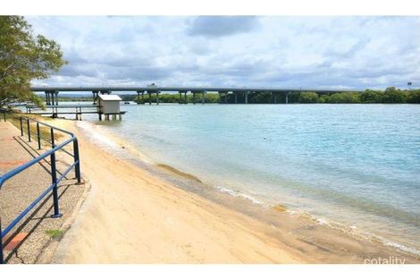 Property photo of 5/167 Bradman Avenue Maroochydore QLD 4558
