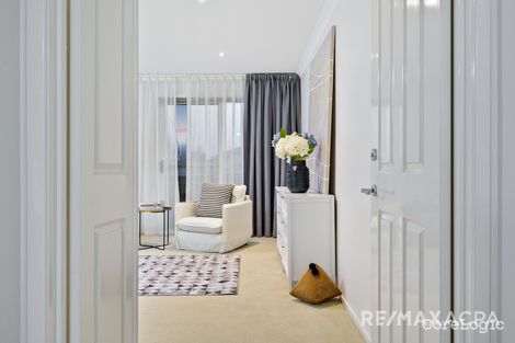 Property photo of 22 Applebox Circuit Point Cook VIC 3030