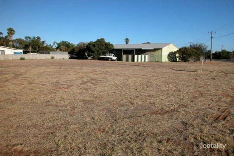 267 Second St, Wonthella, WA 6530