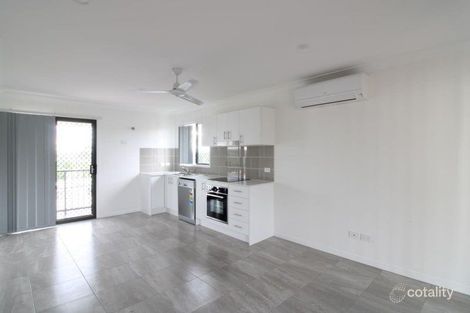 Property photo of 2/11 Hoffmann Way Bundamba QLD 4304