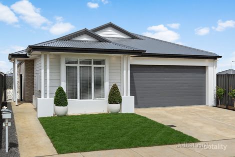 21 Paterson St, Lucas, VIC 3350