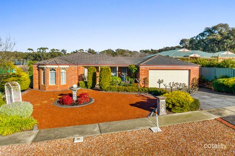 Property photo of 9 Alpina Place Kangaroo Flat VIC 3555