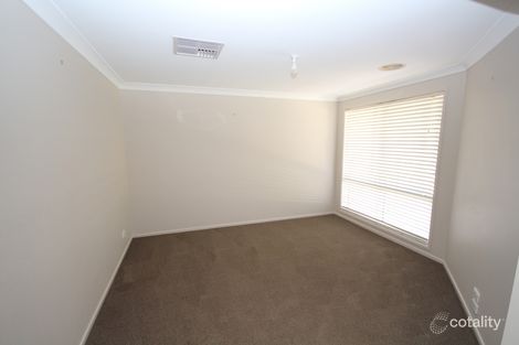 Property photo of 22 Dundale Crescent Estella NSW 2650