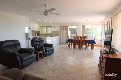 Property photo of 4 North Beach Road North Beach SA 5556