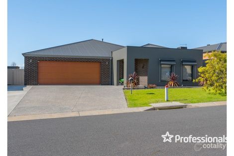 Property photo of 9 Lowerson Way Wodonga VIC 3690