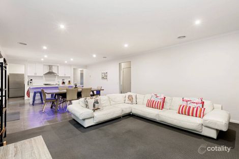 Property photo of 21 Evergreen Drive Alfredton VIC 3350