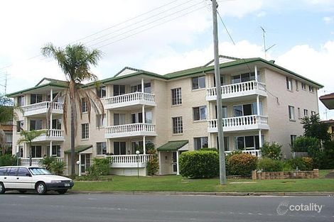 4 Murlong Cres, Palm Beach, QLD 4221