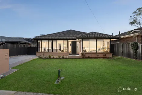 Property photo of 1/19 Kelvin Grove South Morang VIC 3752