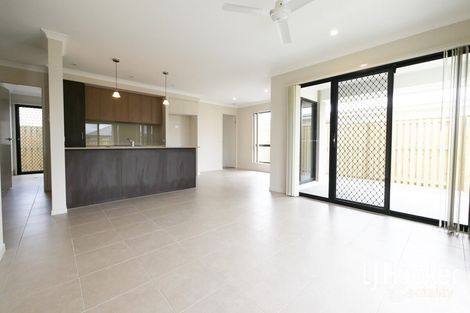 Property photo of 1 Napa Circuit Holmview QLD 4207