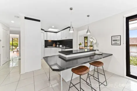 Property photo of 3 Sean Close Wheelers Hill VIC 3150