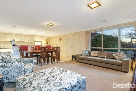 Property photo of 33 Dorset Drive Alfredton VIC 3350