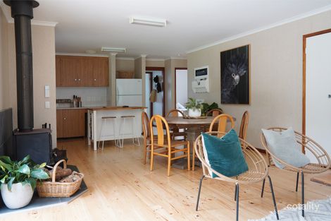 Property photo of 16 Point Avenue Skenes Creek VIC 3233