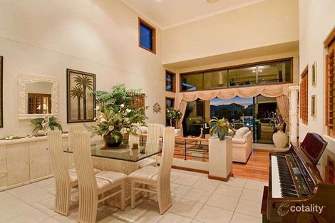 Property photo of 10 Palmer Court Newport QLD 4020