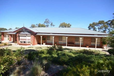 10 March Ct, Clare, SA 5453