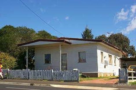 9 West St, Newtown, QLD 4350