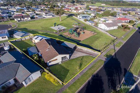 Property photo of 14 Wattle Crescent Portland VIC 3305