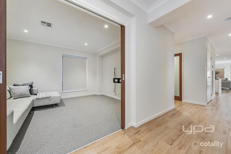 Property photo of 48 Edara Circuit Greenvale VIC 3059