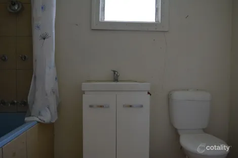 Property photo of 12 Aqua Street Blackall QLD 4472