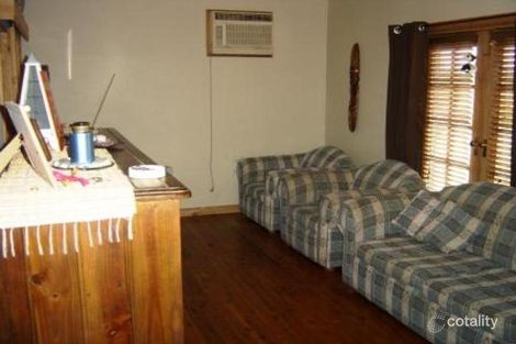 Property photo of 33 Golding Avenue Belmont North NSW 2280