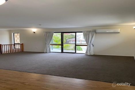 Property photo of 33 Delavan Street Wishart QLD 4122