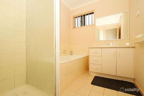 Property photo of 2/77 Blake Street Reservoir VIC 3073