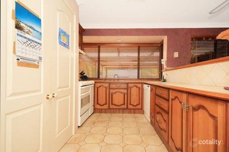 23 Chadstone Rd, Craigie, WA 6025