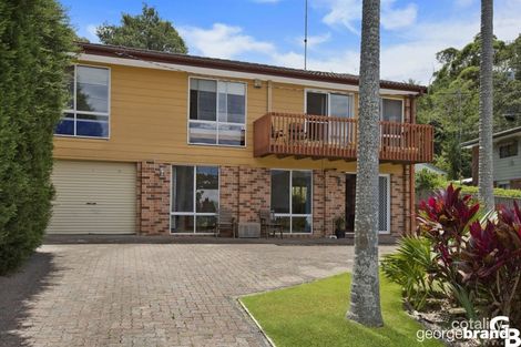 Property photo of 33 Fiesta Crescent Copacabana NSW 2251