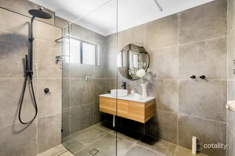 Property photo of 4/30 Duet Drive Mermaid Waters QLD 4218