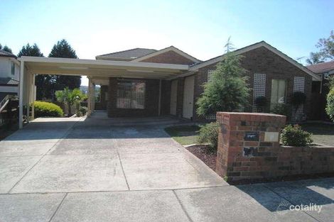 Property photo of 11 Samaher Court Endeavour Hills VIC 3802