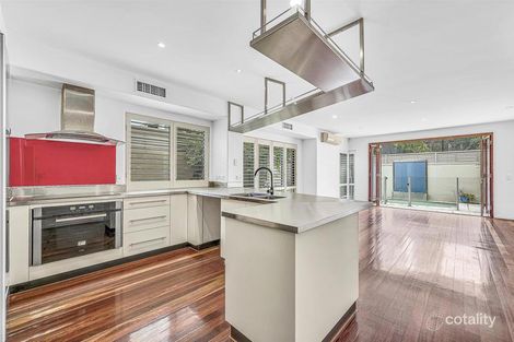 Property photo of 1/5 Mountbatten Avenue Main Beach QLD 4217