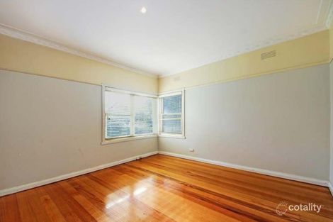 Property photo of 16 Campbell Parade Box Hill South VIC 3128