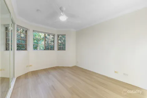 Property photo of 1/21 Sundridge Street Taringa QLD 4068