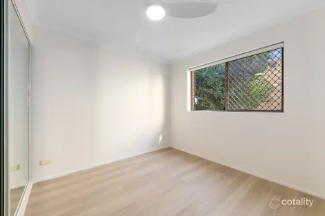 Property photo of 1/21 Sundridge Street Taringa QLD 4068