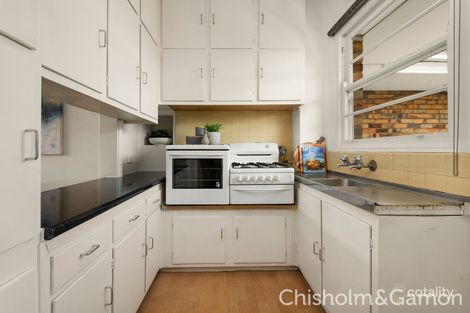 Property photo of 17/91 Ormond Esplanade Elwood VIC 3184