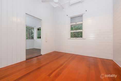Property photo of 4 Surrey Street Hyde Park QLD 4812