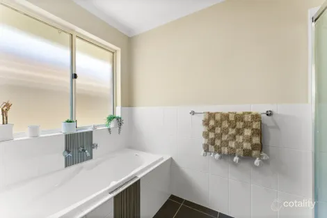 Property photo of 11 Whiteley Street Munno Para SA 5115