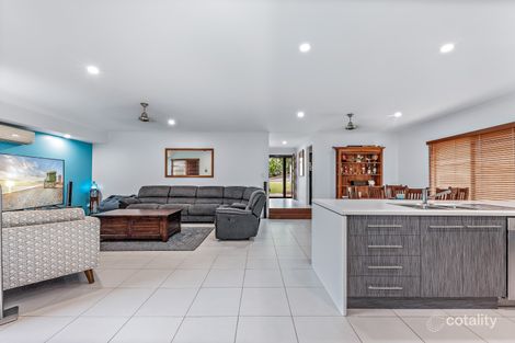 Property photo of 62 Valley Drive Cannonvale QLD 4802
